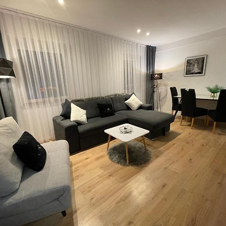 Appartements Slishani 2 ซังคท์มิคาอิลอิมลุงเกา ภายนอก รูปภาพ